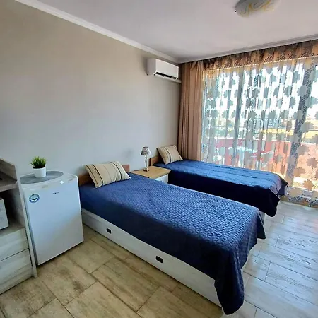 Admiral Plaza 35 -studio-sunny * Sunny Beach